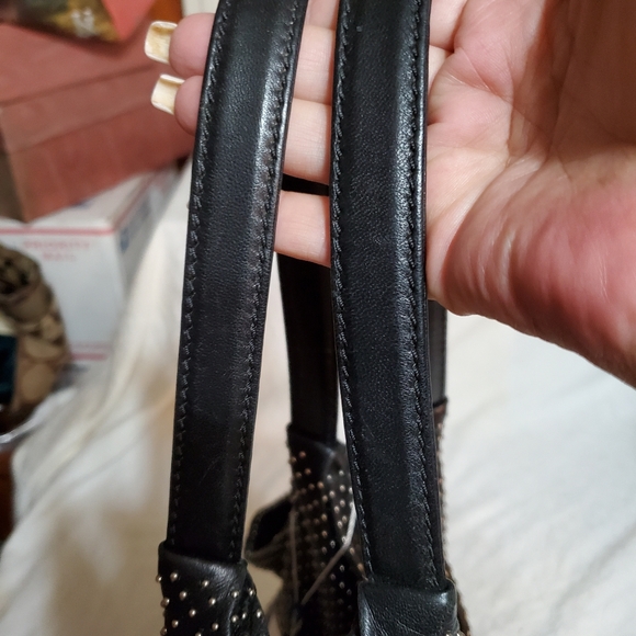 🌟Final🌟Valentino Garavani Black Hobo Shoulderbag w/Silver Studs. - Picture 3 of 11